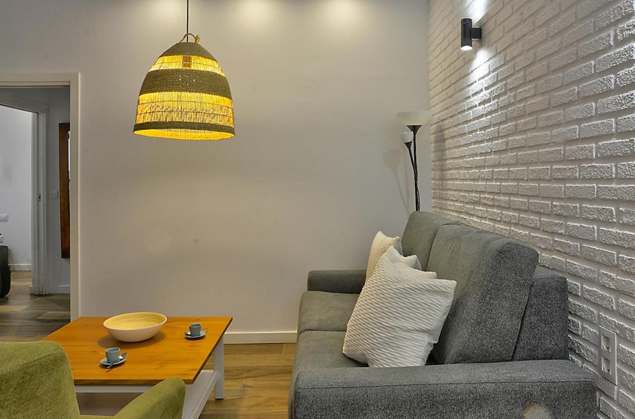 Apartamento Apartsuite B&r Triana Arellano