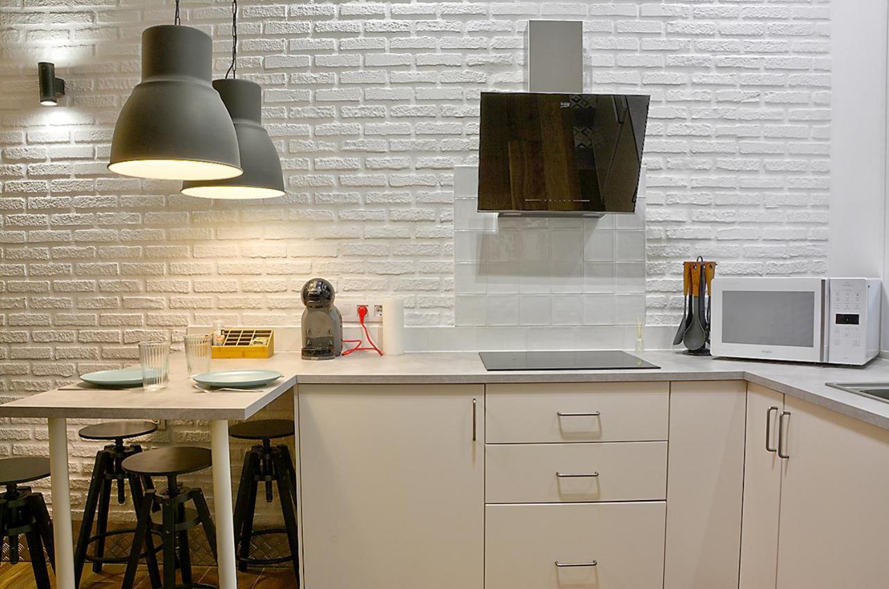Apartamento Apartsuite B&r Triana Arellano *