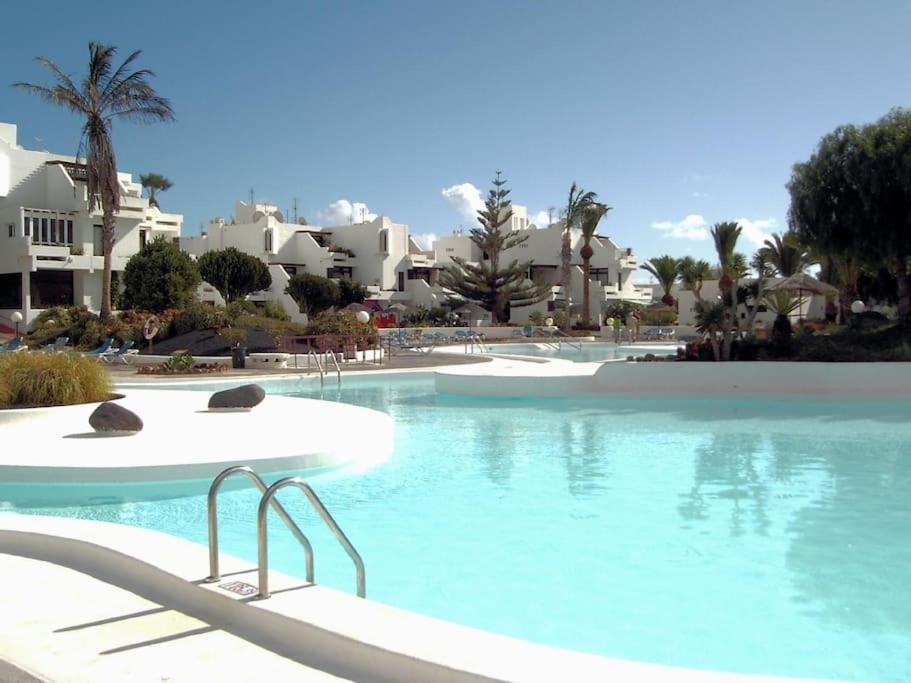 Casa Con Jardin * Costa Teguise