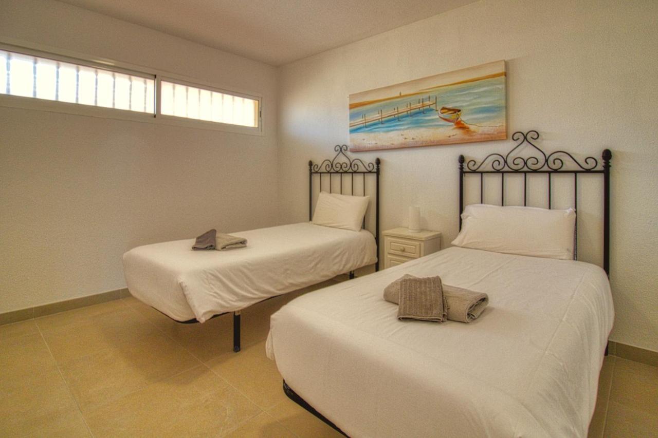 Relax At Roques Del Conde *