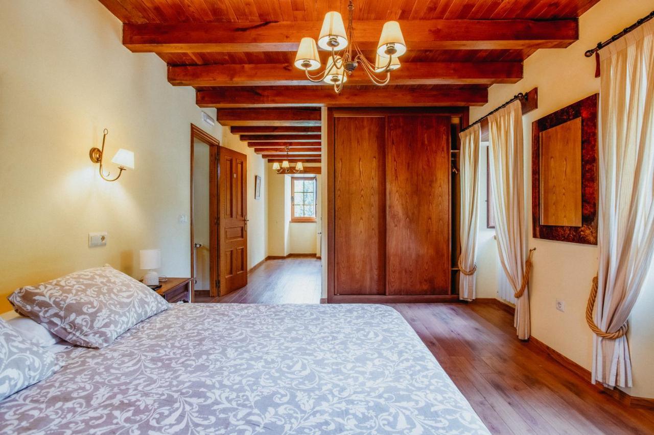 Casa Berbesa - Caserio En Asturias 3, Jardin, Bbq, Fam Country house Castropol