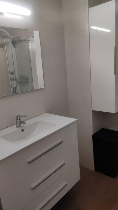 Piso En El Centro De Apartamento