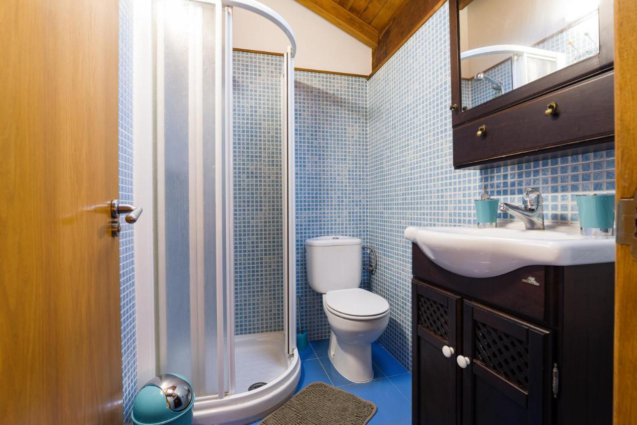 Casa D'abaixo Holiday home *