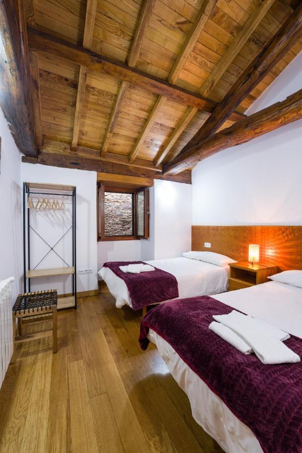 Casa D'abaixo Holiday home *