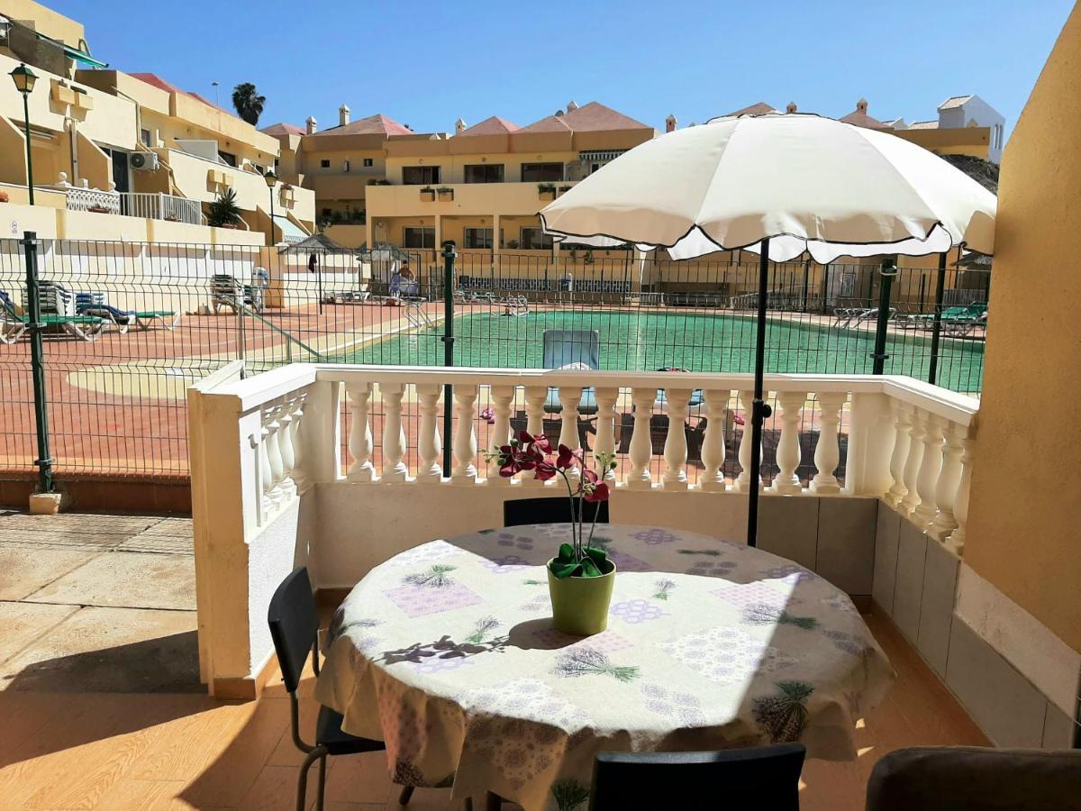Comfortable Next To The Pools Apartamento *