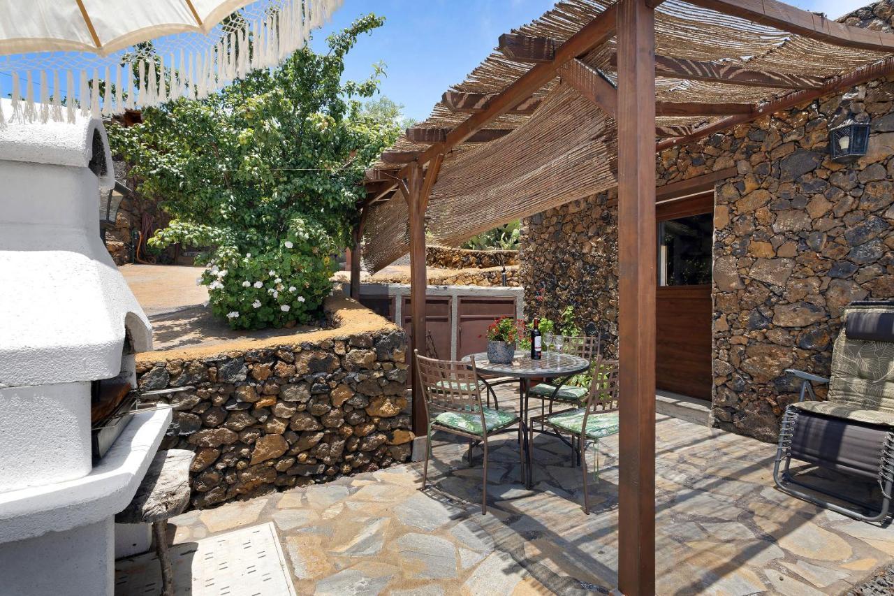 La Casa De Abajo Holiday home Valverde (El Hierro)