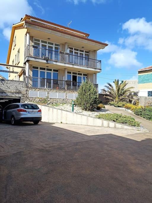 Apartamento Delante De La Playa. Ribeira