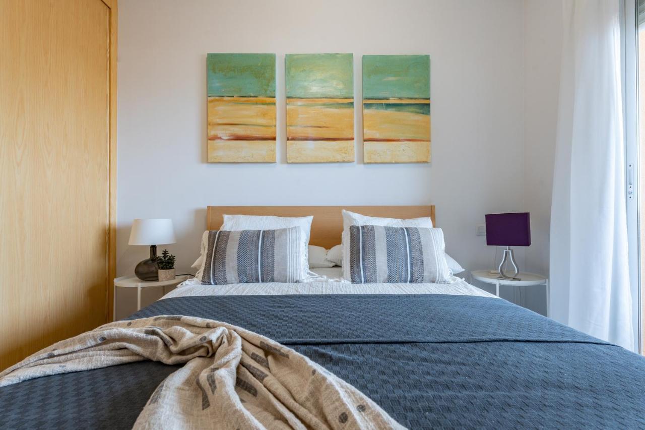 Malagasuite Blue Sea & Pool Apartment