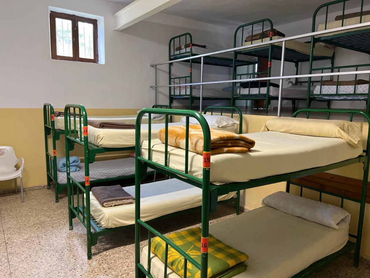 Hostal Albergue Municipal *