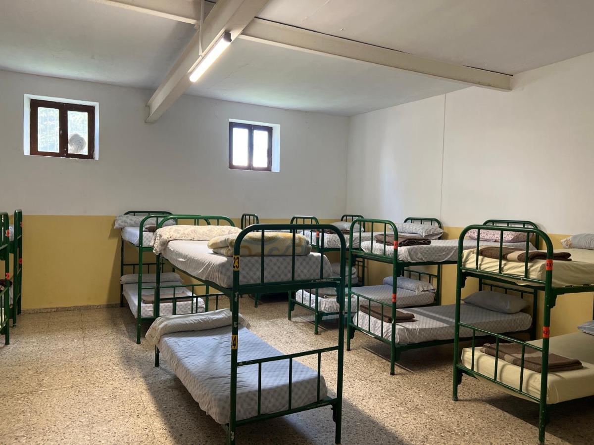 Hostal Albergue Municipal *