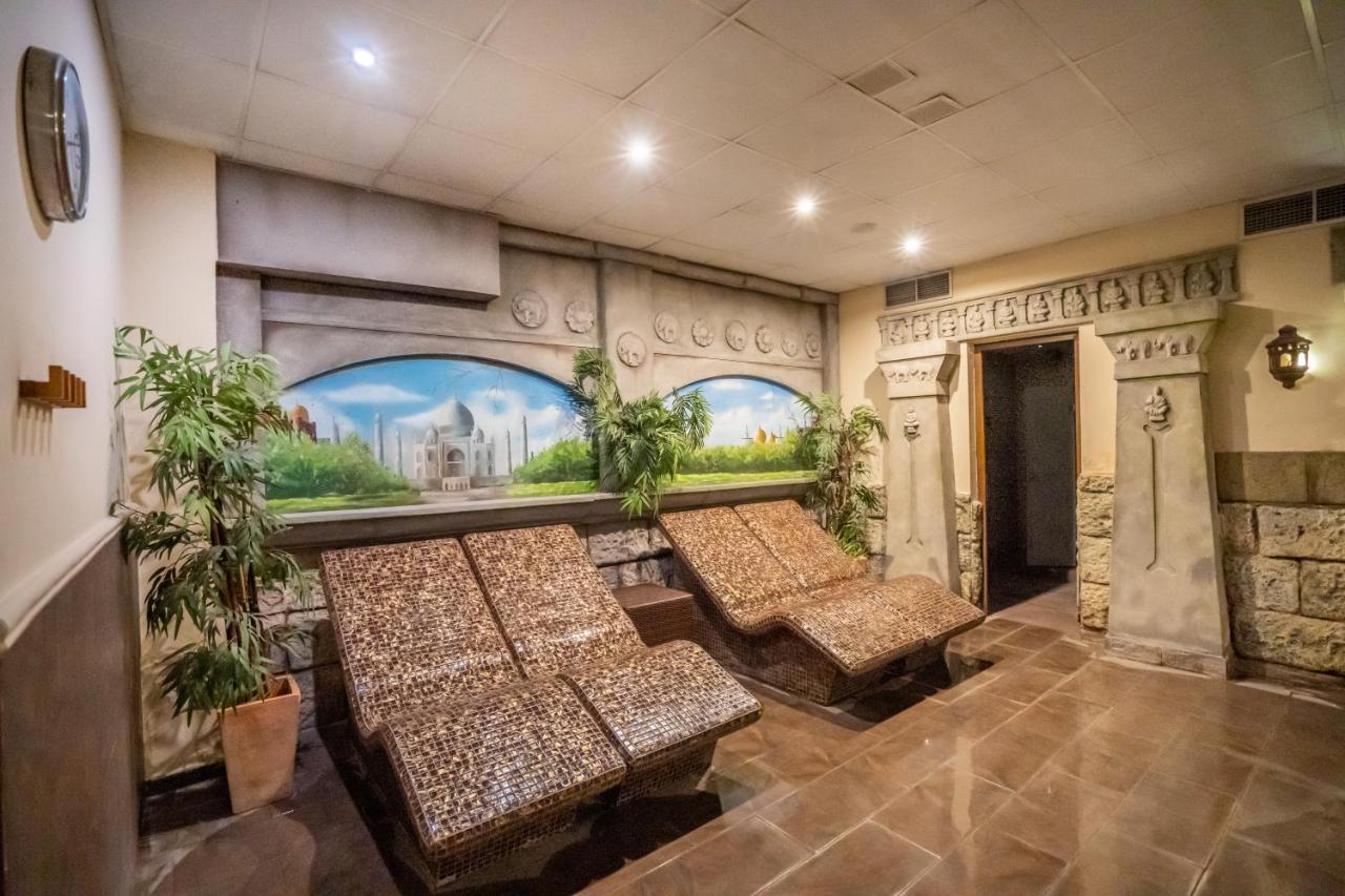 Hotel Plaza (adults Only)