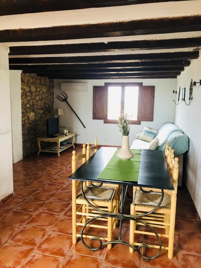 Masia Llambrich Holiday home Deltebre