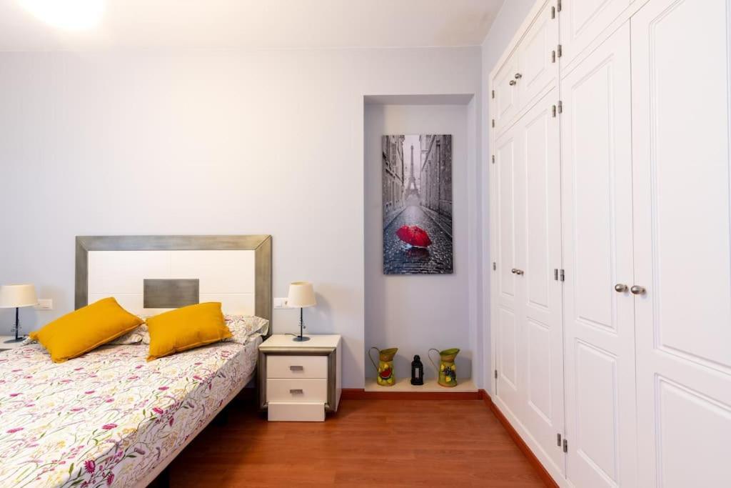 Apartment Comodo En *