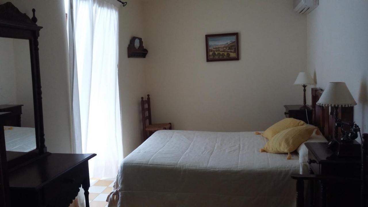 El Sester Bed & Breakfast *