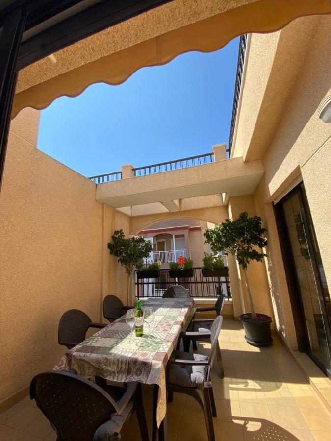 Large Duplex Penthouse 3 Minutes From The *