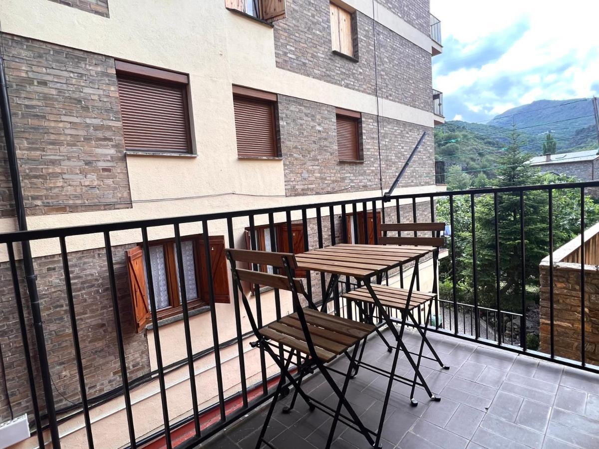 Bonito En Apartamento Rialp