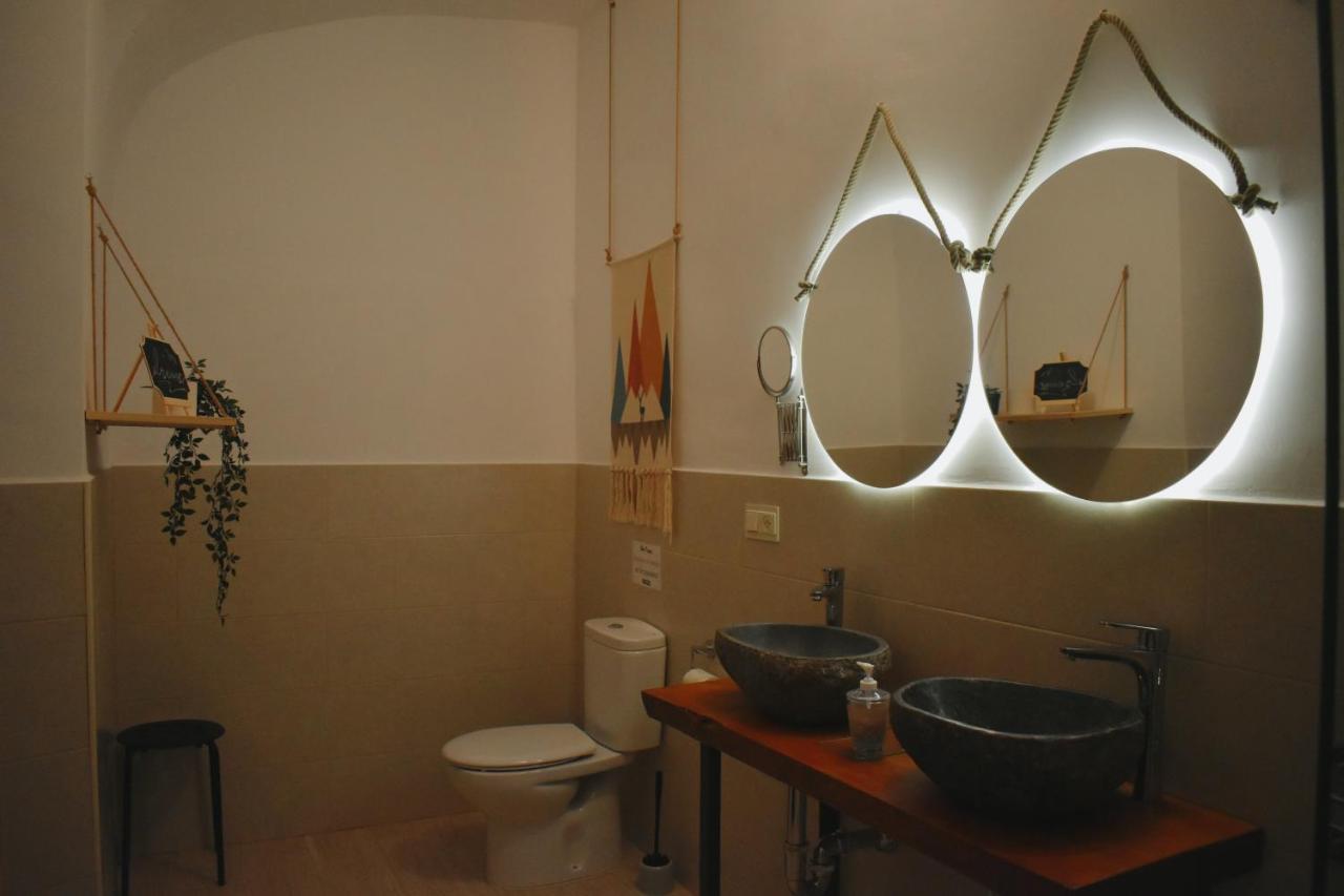 Aljibe Morisco - -