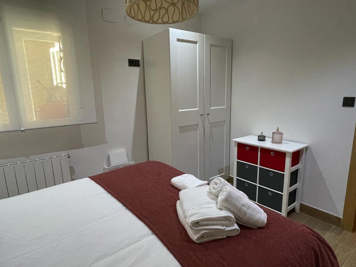 Vivienda Turistica Paseo Del Salon Apartment Granada