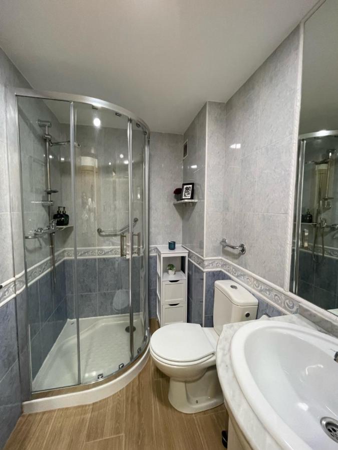 Vivienda Turistica Paseo Del Salon Apartment *