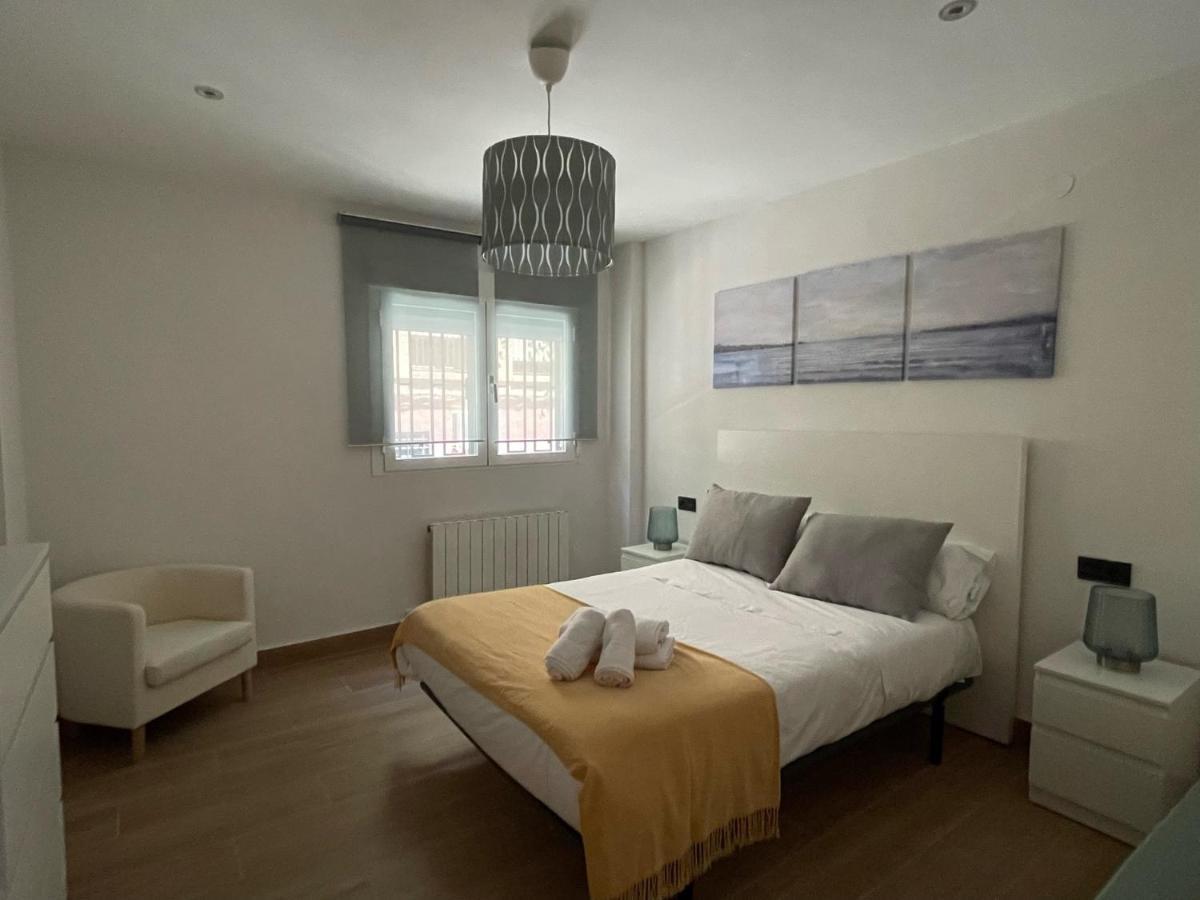 Vivienda Turistica Paseo Del Salon Apartment *