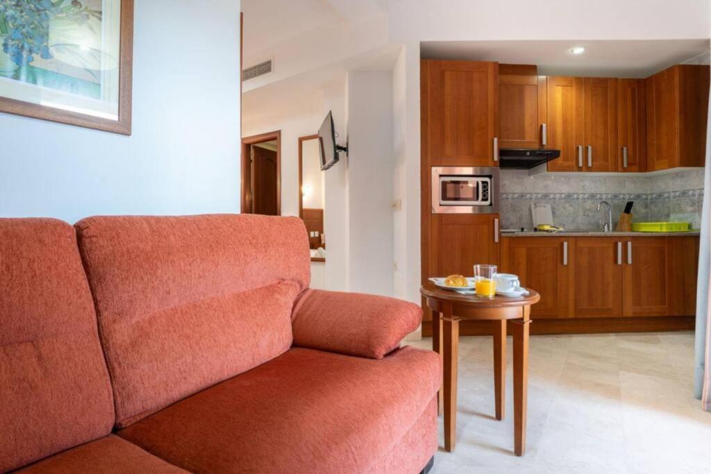 Ct 240 - Beachfront -don Juan Manilva