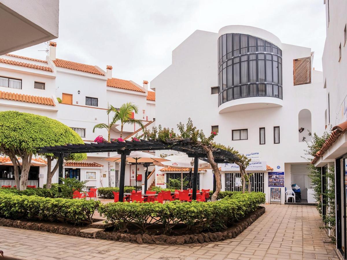 Apartment Live Cristianos Garden And Pool