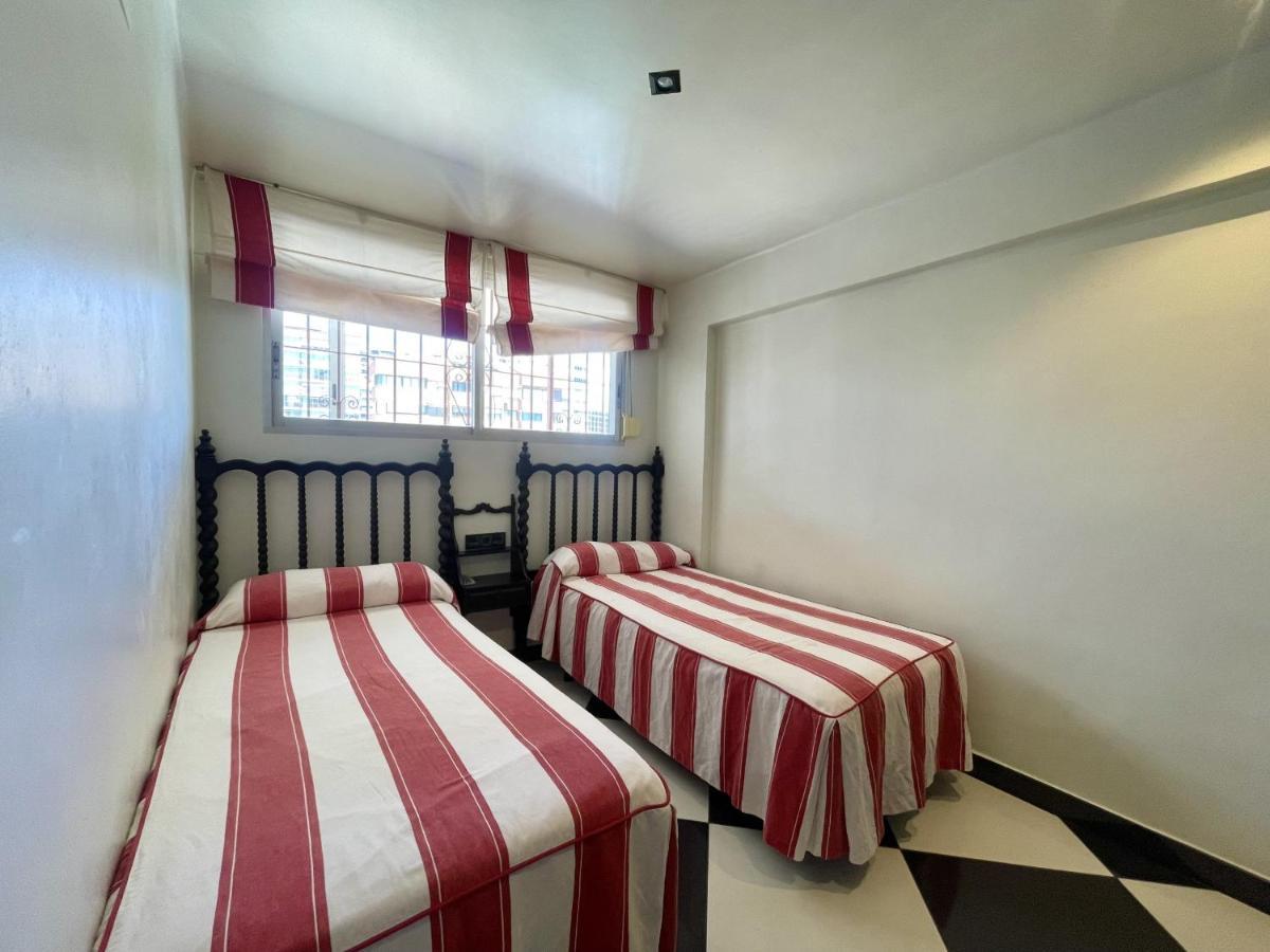 Tor Maraya Seafront Levante Apartamento