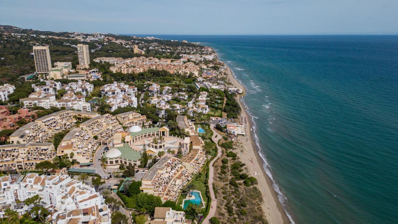 Apartamento Beachfront Luxury Complex With Tropical Gardens & Pools