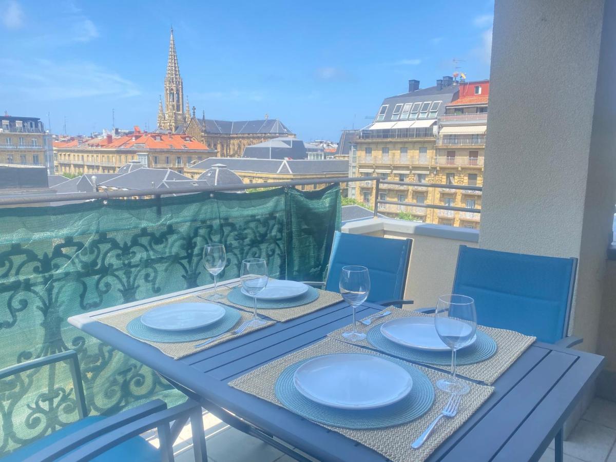 Mikain Cathedral View With Free Parking & Air Cond San Sebastian