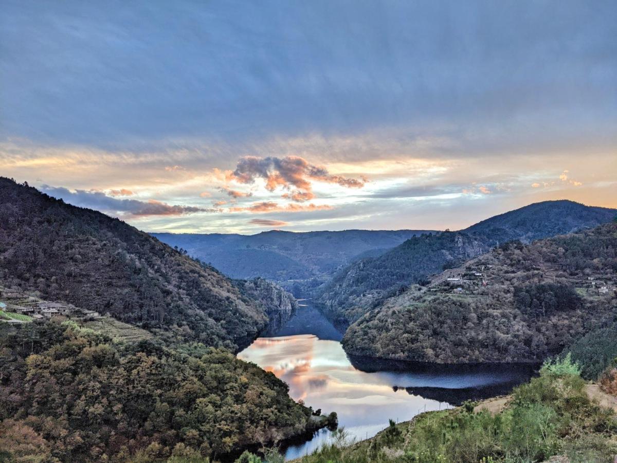 In Ribeira Sacra Chalet O Carballo