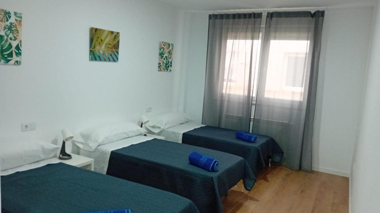Rosalia De Castro 27 * Ribadeo