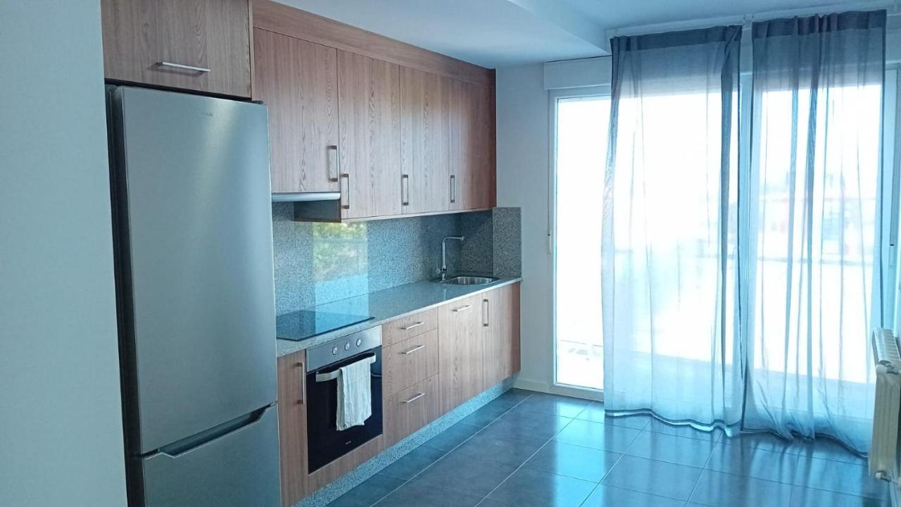 Rosalia De Castro 27 * Ribadeo