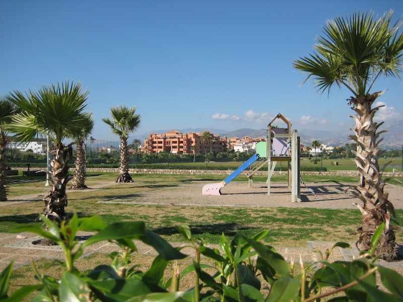 Apartamento De Lujo Equipado 124 M2 3 En Motril