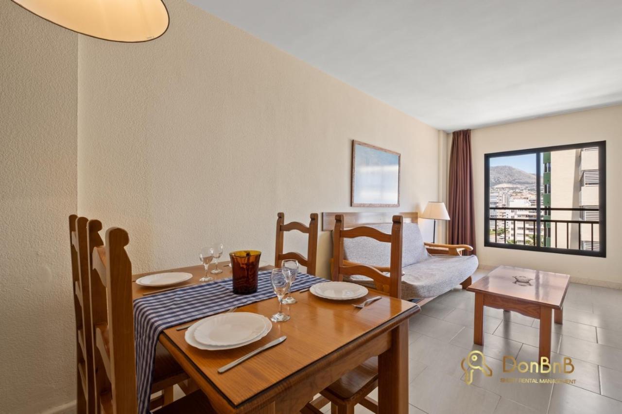 Apartahotel Con Parking Privado En El Paseo Maritimo De Fuengirola