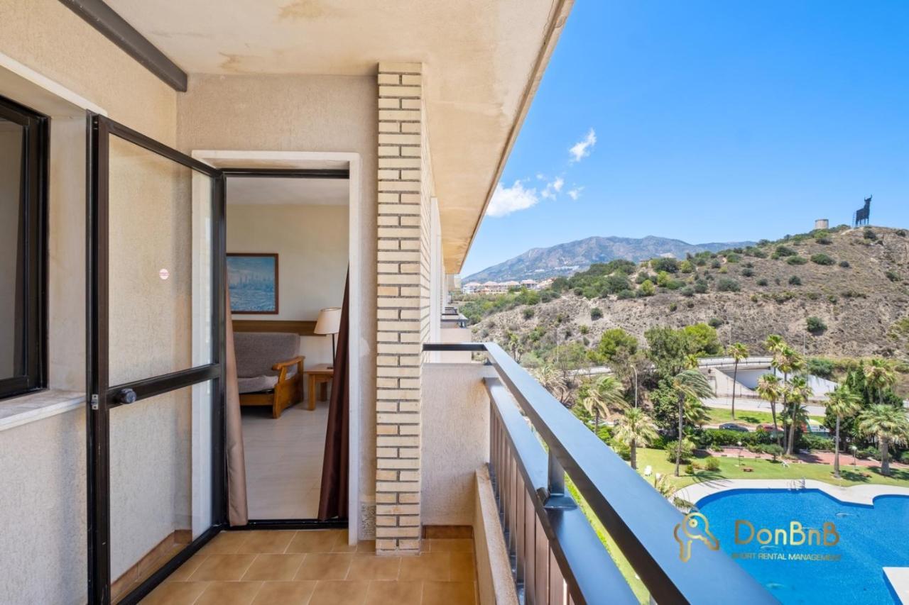 Apartahotel Con Parking Privado En El Paseo Maritimo De Fuengirola