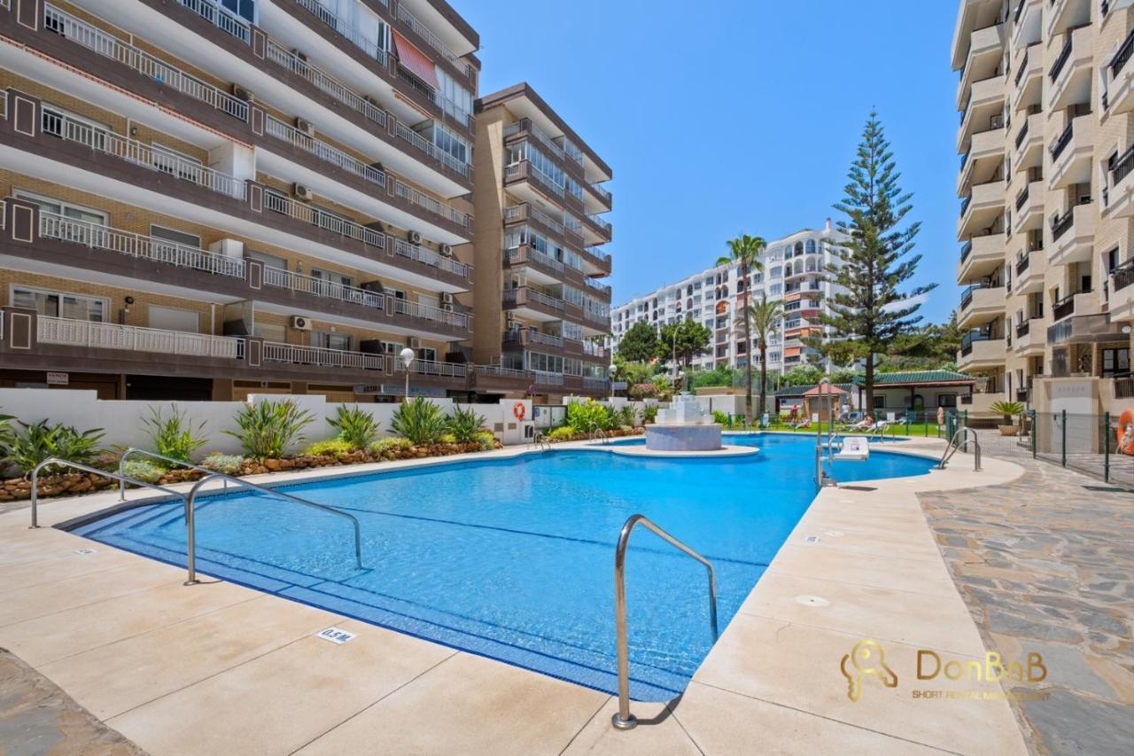 Apartahotel Con Parking Privado En El Paseo Maritimo De