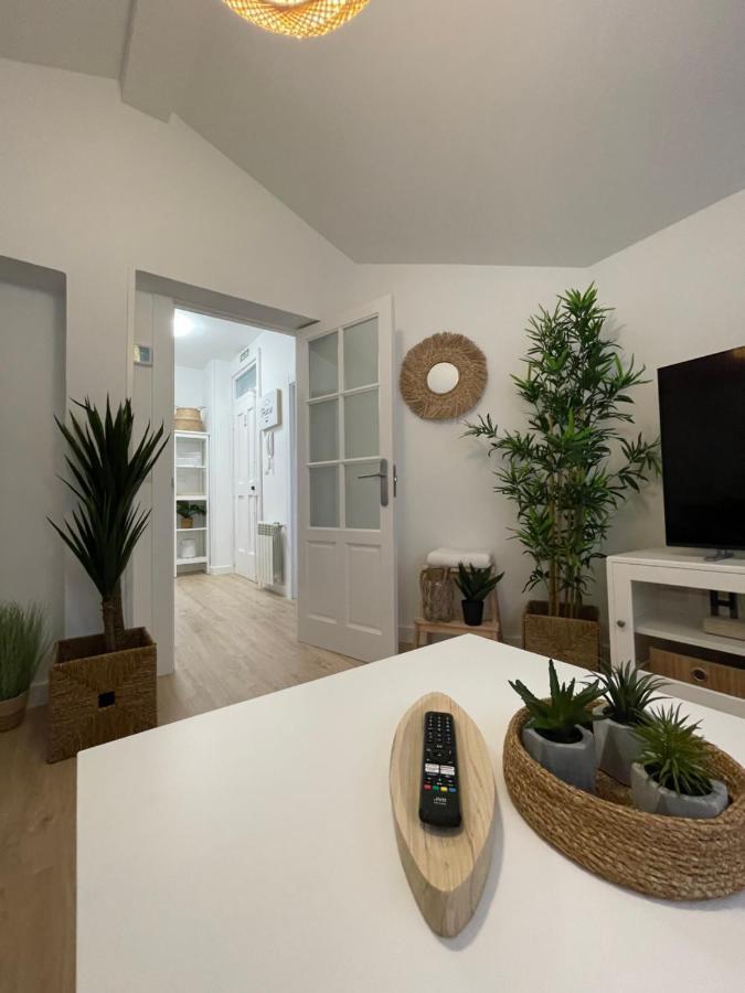 Viares 2 Apartamento *