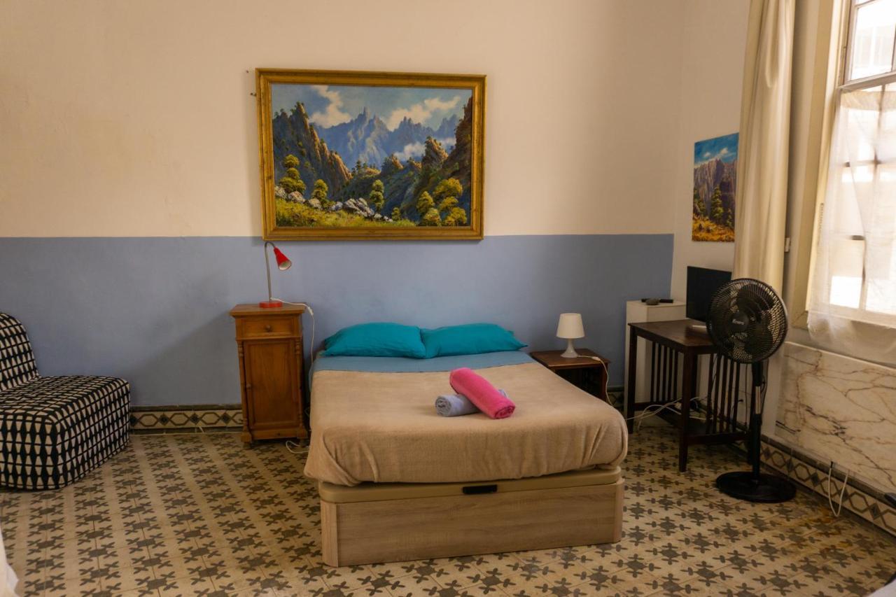 La Casa Encantada * El Paso