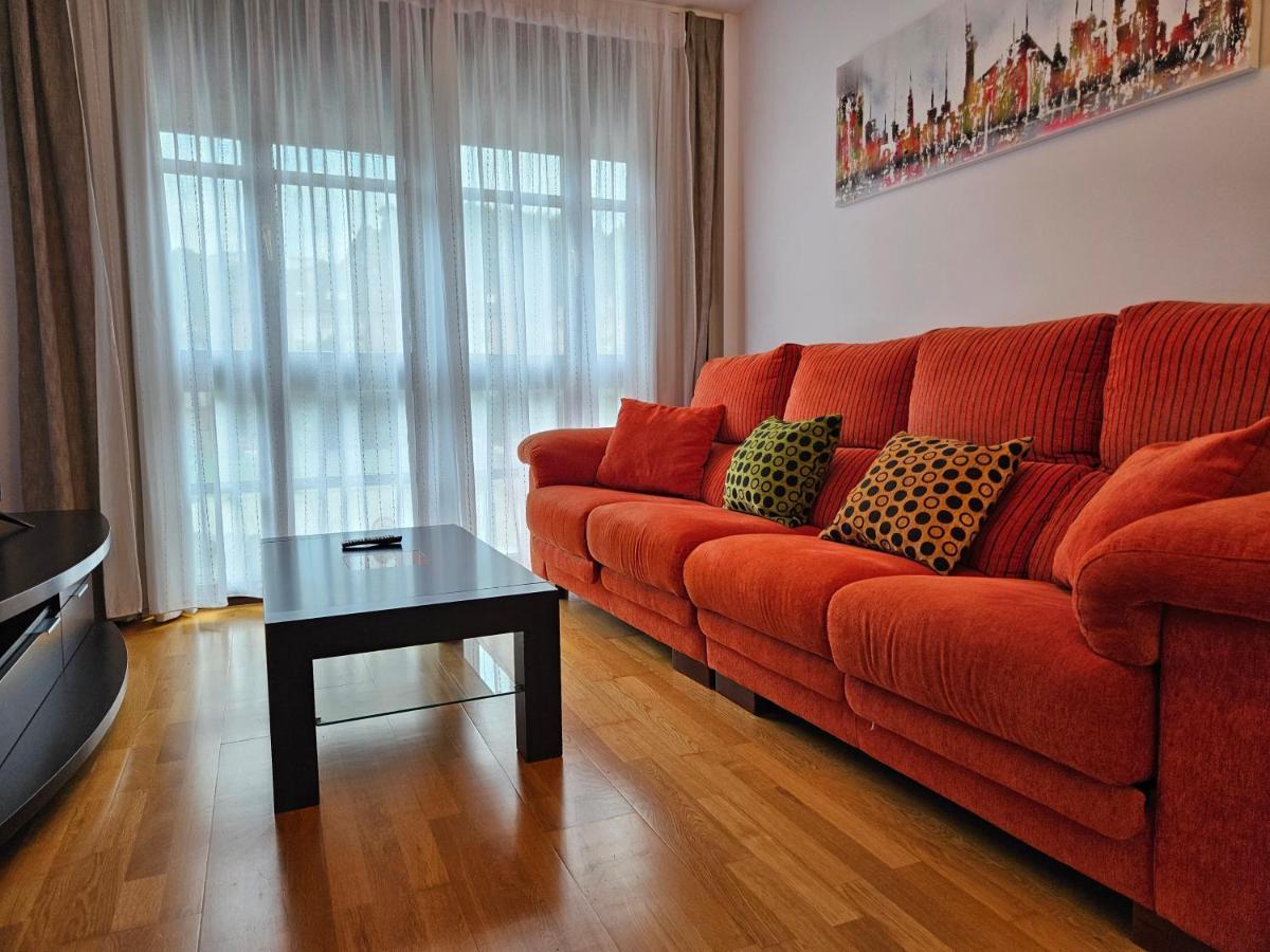 13b01 Con Terraza Y Garaje *