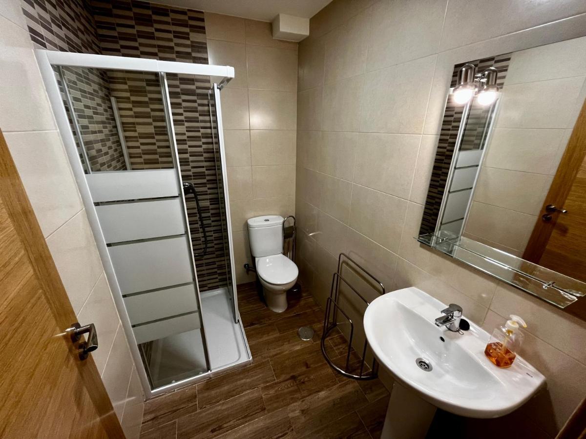 Lotila Flats L'infiestu Apartamento Infiesto