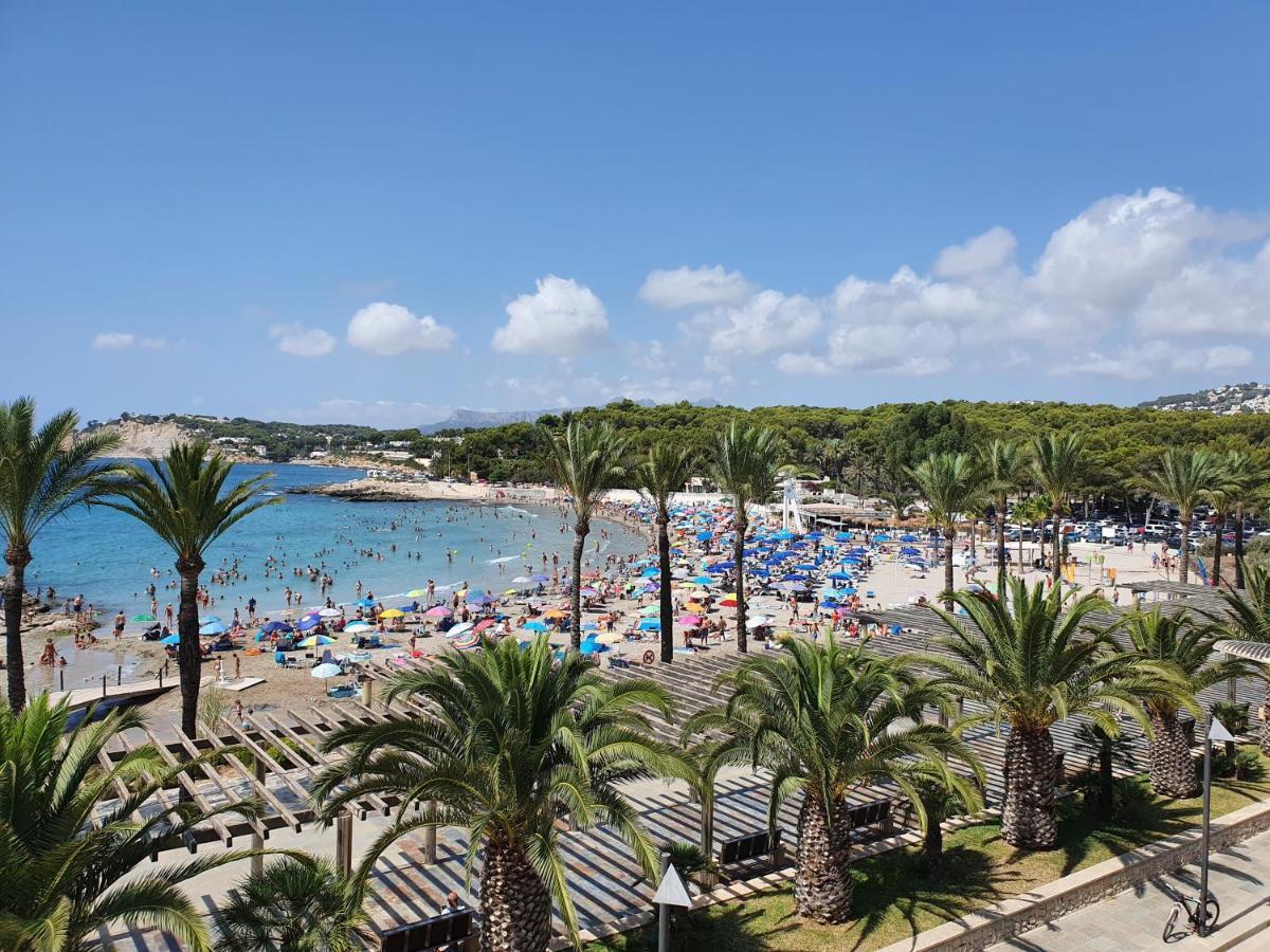 Apartamento Espacioso En Primera Linea Del Mar Moraira