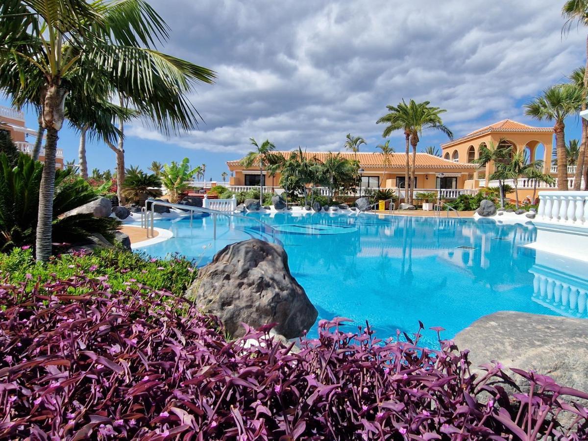 Apartamento Exclusive Penthouse Playa Vistas 4 Close To The Sea And Beach, Aircondition For A Fee, Wifi, Terrace, Heated Pool