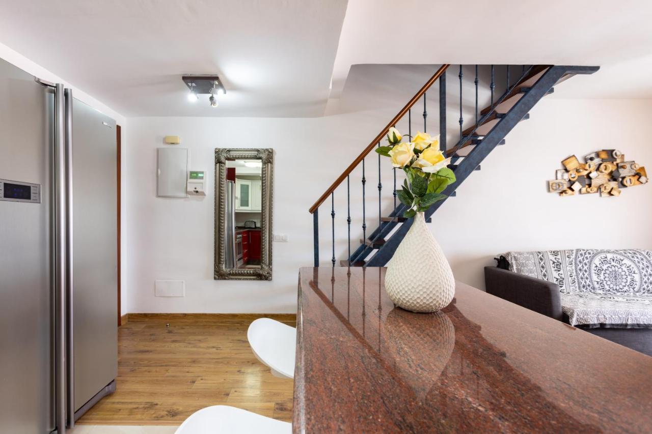 Exclusive Penthouse Playa Vistas 4 Close To The Sea And Beach, Aircondition For A Fee, Wifi, Terrace, Heated Pool Apartamento Playa de las Américas