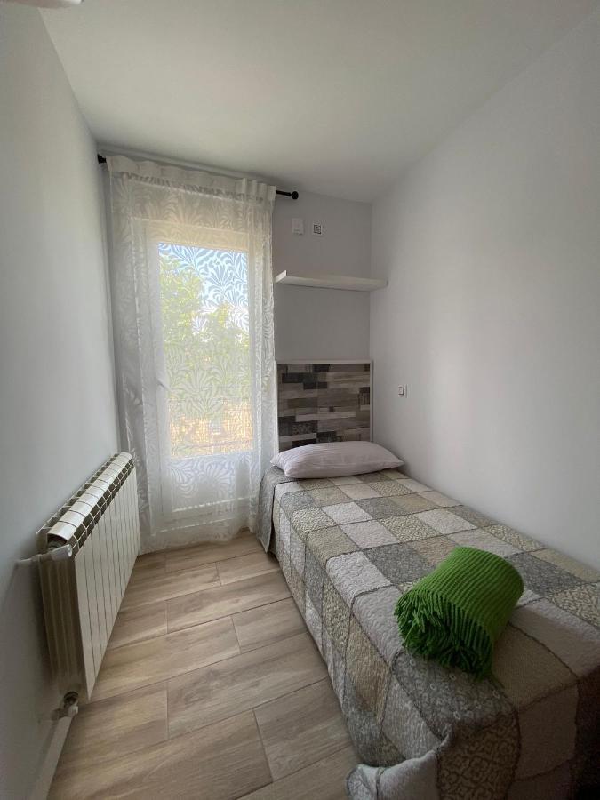 Casa Con Jardin Gatos Las Navas del Marqués