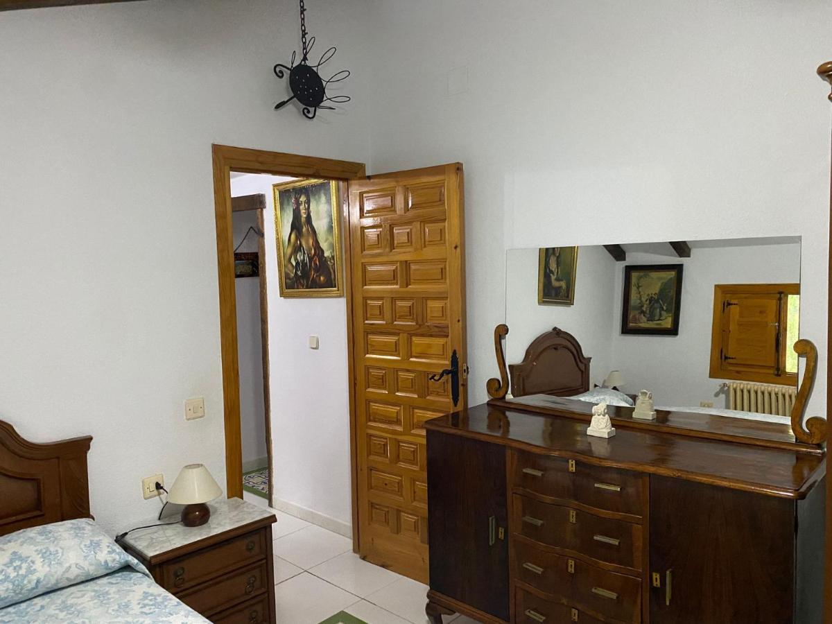 Casa rural La Toba Burunchel