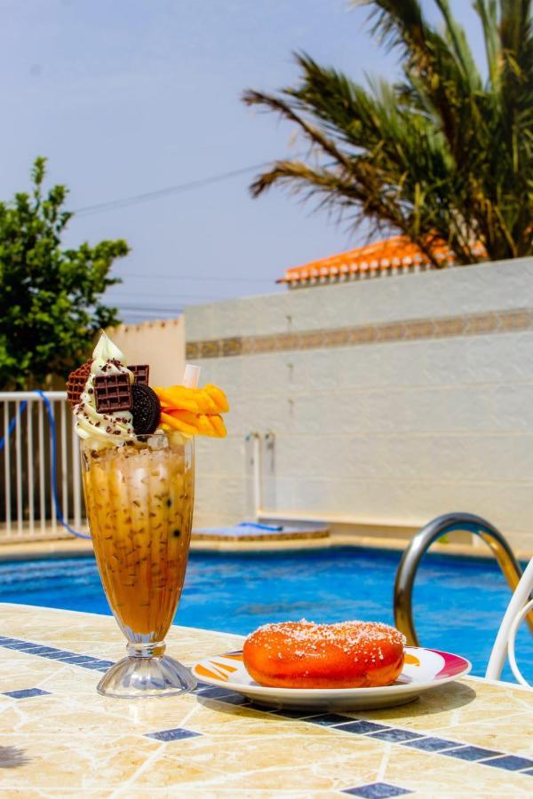 Neruda Pool Apartment Torrevieja