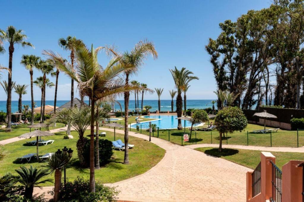 Apartment Ct 240 - Beachfront -don Juan Manilva