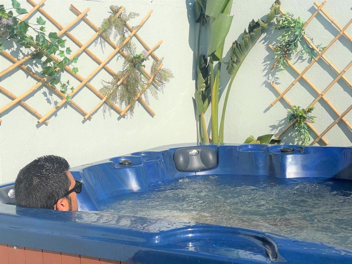 Holidays Port Ducal 3 Jacuzzi Ampuriabrava
