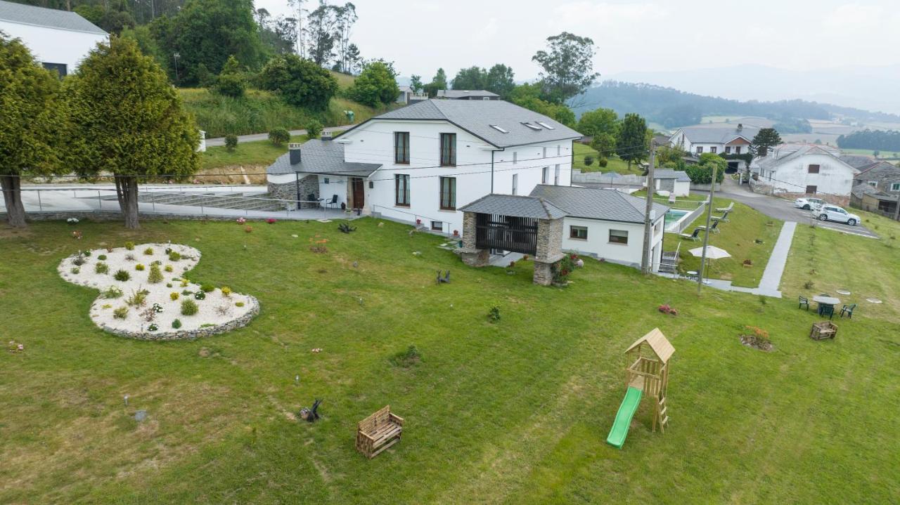Casona Del Campo Navia
