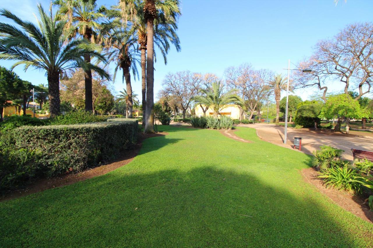 Global Properties, Con Piscina Y Terraza En Canet Playa Apartamento *